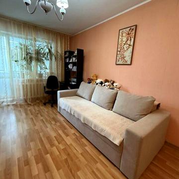 Довгострокова оренда 2к Квартира Космонавтів проспект