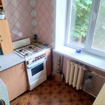 Криворізька вул., 26