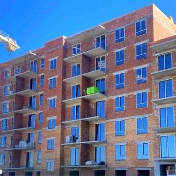 Двокімнатна квартира з балконом! Газ! Поряд все є!