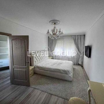 Продаж 3к квартири. Проспект Правди 31А