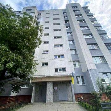 3к квартира на вул. Леонтовича