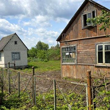 Продається дача в масиві Білий налив
