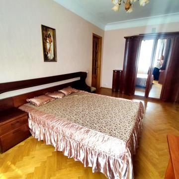 Культури вул., 20