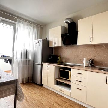 Миру вул., 55