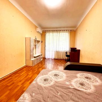 Тараса Шевченка просп., 24