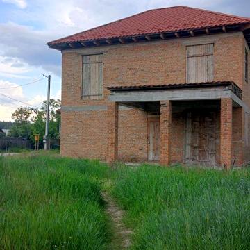 Будинок в Мощуні
