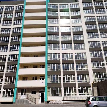 1-кімнатна квартира в затишному районі Озерна.