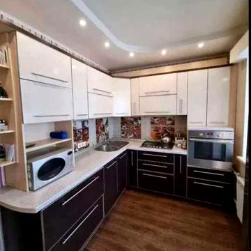 Продам  2-х ком. кв 68м.кв. Мобиль , Песочин