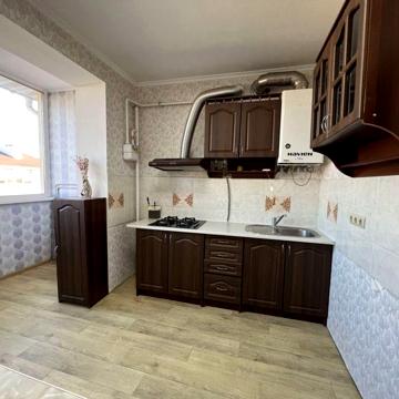 Продам велику однокімнатну квартиру Крюківщина ЖКМолодіжне містечко Жкмолодіжне містечко