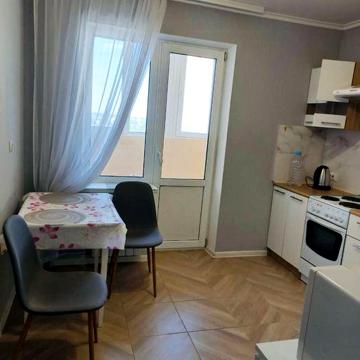 Оренда 1к квартири  м. Бровари на Симона Петлюри 36 Б