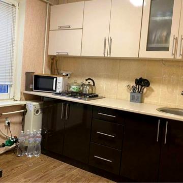 Продам однокімнатну квартиру з ремонтом
