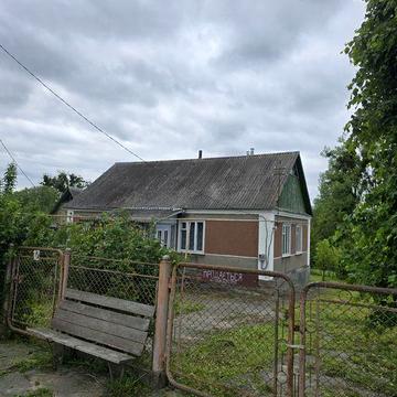 ТЕРМІНОВО Продається будинок (ПІВБУДИНКУ) у м. Полонне