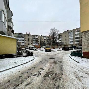 Здається 2-на квартира на вул. Володимирській