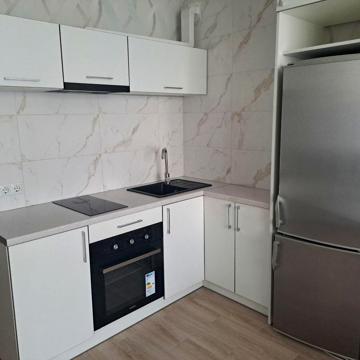 Миколаївська дорога вул., 3/8
