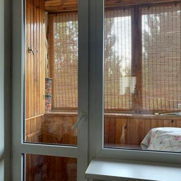Вул.Данила Щербаківського 61 б.метро Нівки.Однокімнатна.Здам.