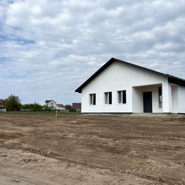 Продам новий будинок ( можливо Єоселя)