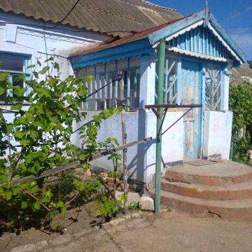 Продам будинок у центрі Матвіївки