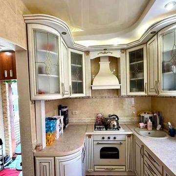 Довгострокова оренда 3х кімнатного будинку ,з басейном
