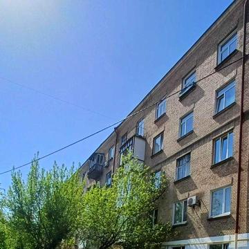 Продам 1-у квартиру "сталинка",БВР,Каденюка,Дарница,м.Чернігівська
