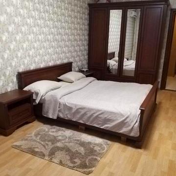 Драгоманова вул., 1-А