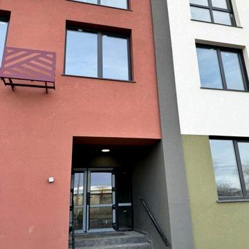 Двокімнатна квартира від власника.Є укриття і паркомісця ЖК Субурбія