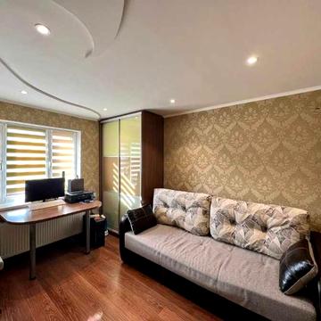 Продам дом в Центре Вул.Бородинская(Вартовых неба) БЕЗНАЛ