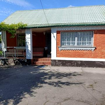 Продаж будинку в Рокитному