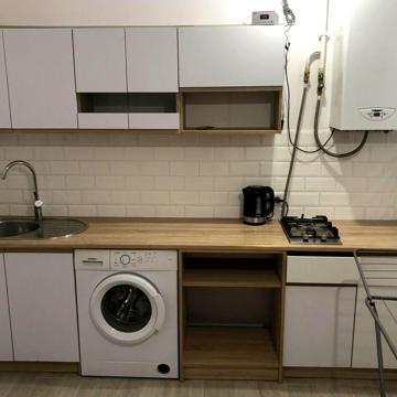 Дмитра Бортнянського вул., 48