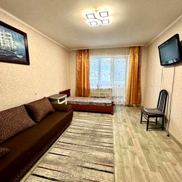 Продам 1-комнатную квартиру, мкр-н Фрунзенский, ул. Высоцкого 4