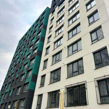 Продаж 1к квартири 42 кв. м на вул. Чернівецька 64А