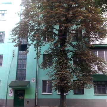 Здам готельку на Мироносіцький зі своїм санвузлом