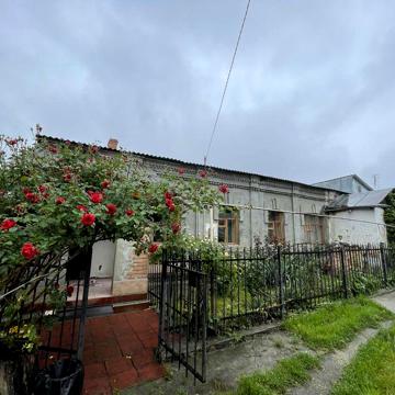Продається приватний будинок в самому центрі міста, Гоголя.