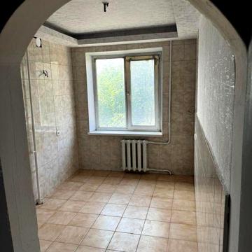 Продам. 2к. квартиру. Ул. Янтарная,79  (Клочко-6)