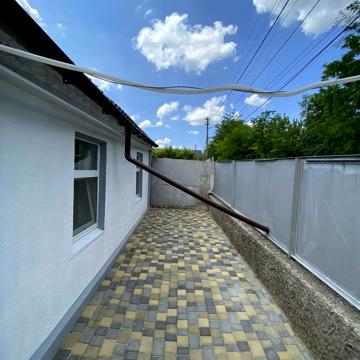 Катерини Білокур вул. (Берінга), 76