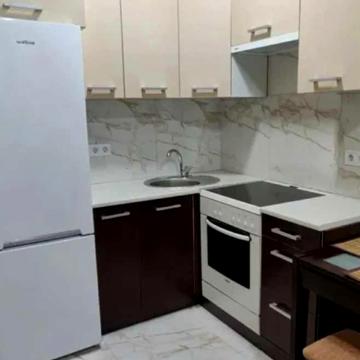 Сдам 2 ком квартиру пл. Толбухина/пл. Трибуны Героев