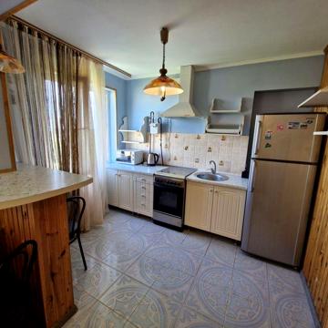 Продаж 3-х кімнатної квартири. Вулиця  Миколи Світальського. 173 кв.