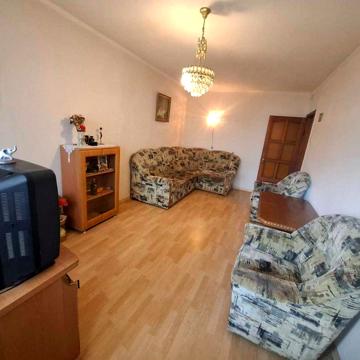 Здам в оренду 2-кімн. квартиру (вул. Руставі, 9)