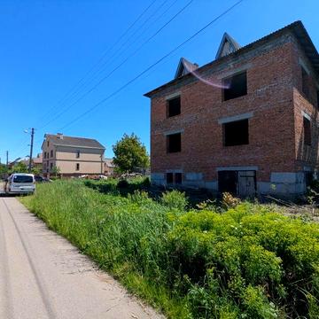 Продаж приватного будинку в с Клузів