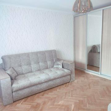 Петра Григоренка просп., 38