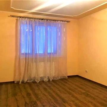 Продам 1-км квартиру з ремонтом в новобудові в центрі смт. Богородчани