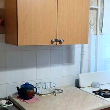Продам однокімнатну квартиру брежневку