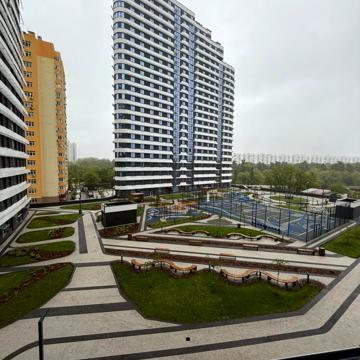 Воскресенська вул., 2-В