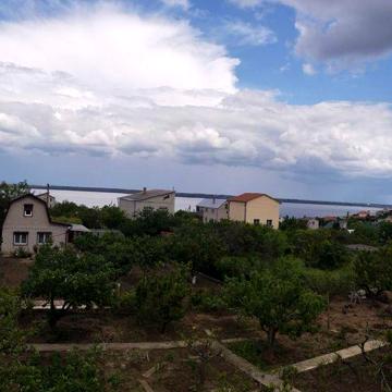 Продается дача на участке 10 соток в Кошарах!