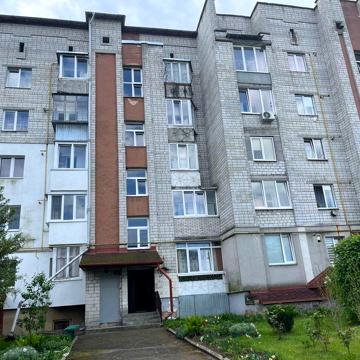 Продається 2-К квартира