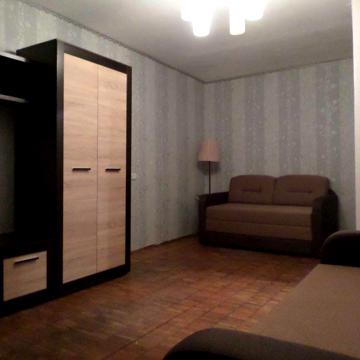 Метро Мінська, пр-т Оболонський 15а, здам однокімнатну квартиру