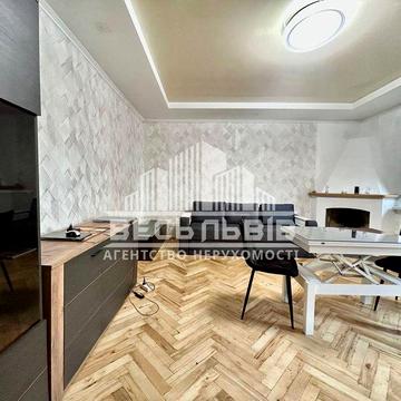 Продаж 2-кімнатна квартира в центрі Львова з ремонтом вул. Мулярська