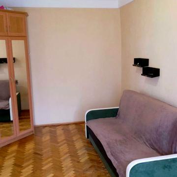 Григорія Чупринки вул. (Чудновського), 4