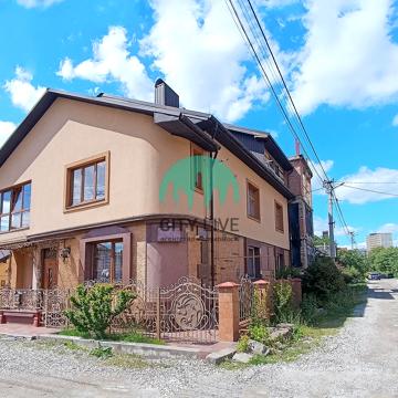 Кропивницького вул., 8а
