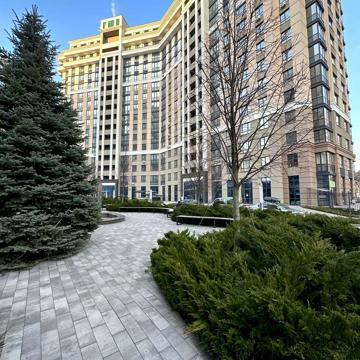 Університетська вул., 3/5