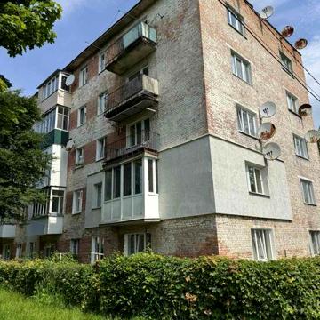 Продвється 1 кімнатна квартира в цегляному будинку м. Новий Розділ.